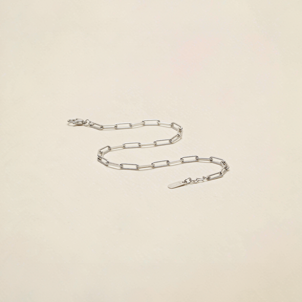 Lumen Paperclip Chain