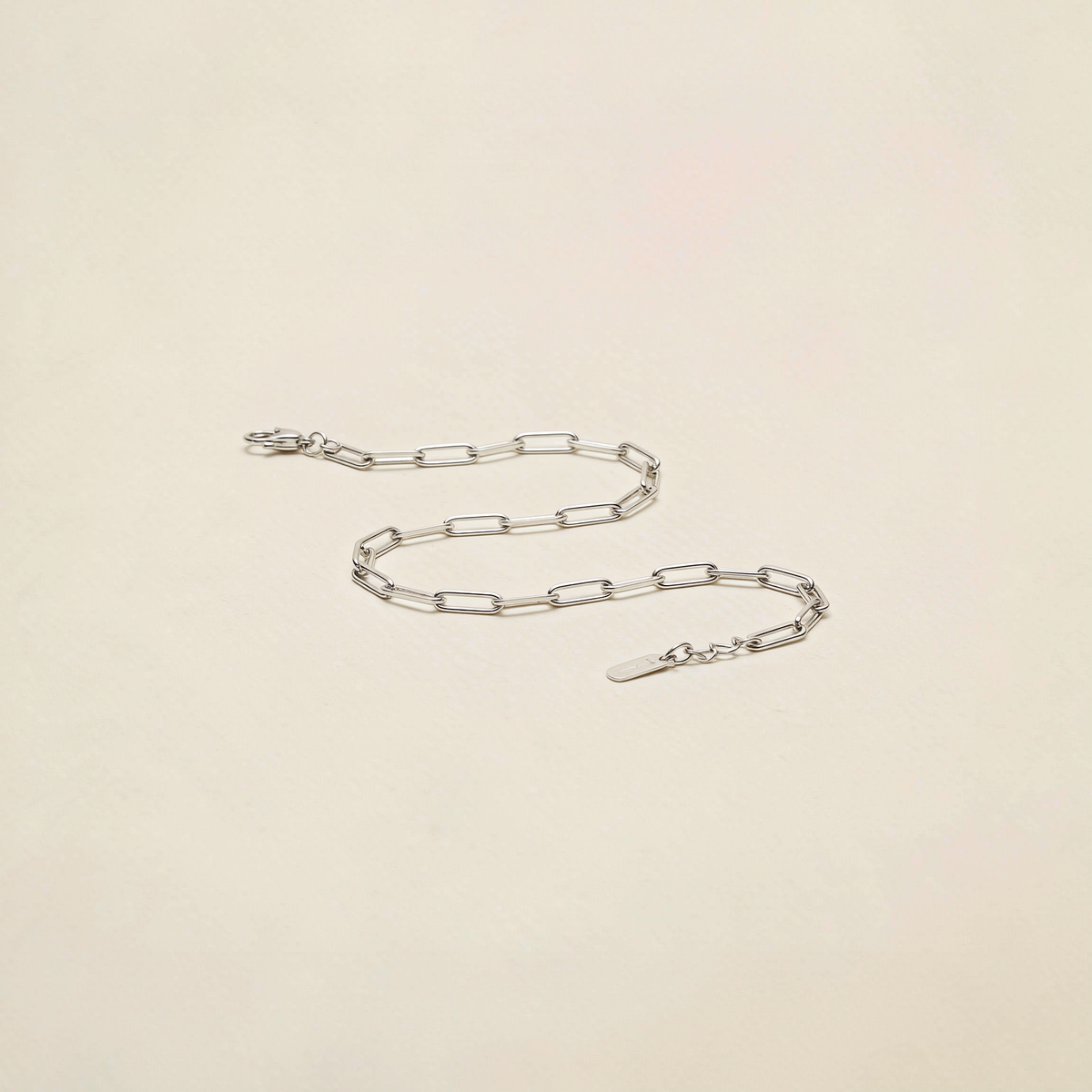 Lumen Paperclip Chain